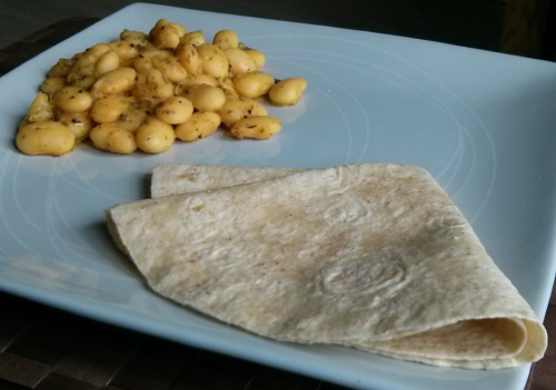 Butter-beans-Shaak-with-a-wrap-3